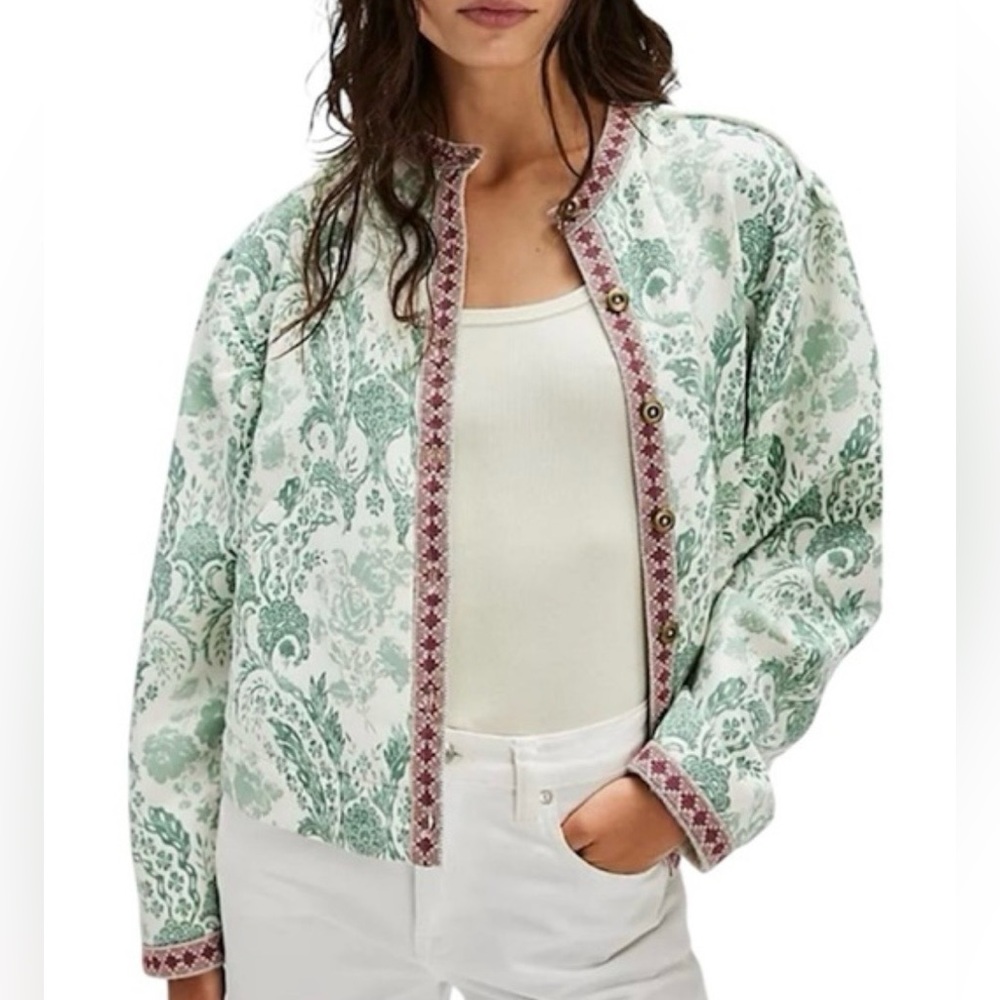 FINAL PRICE REDUCTION NWOT Free People Drifter Jacket Sweatshirt. L. SO CUTE! 🥰